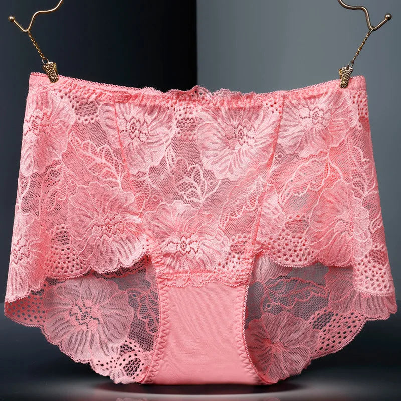 HOT PANTIES