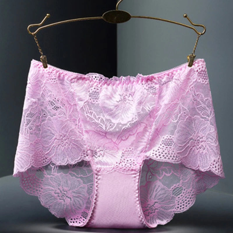 HOT PANTIES