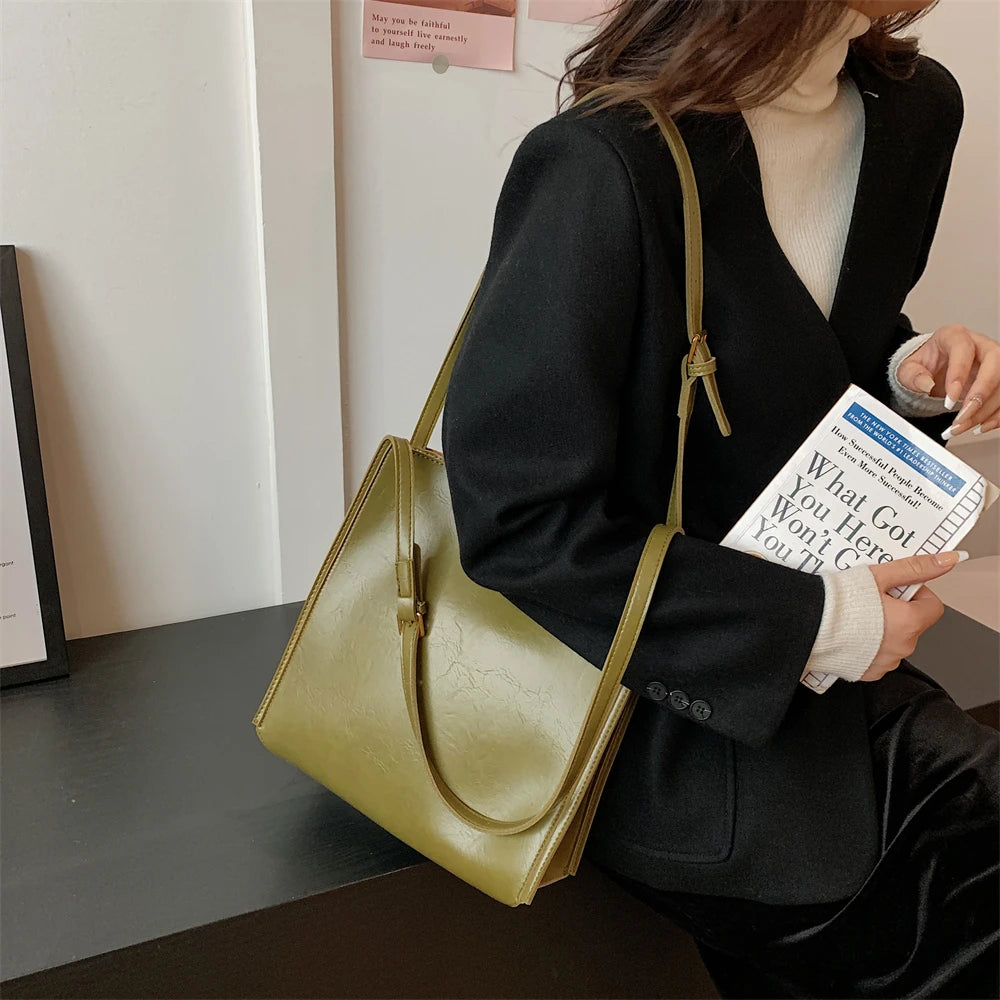 LATHER TOTE BAG