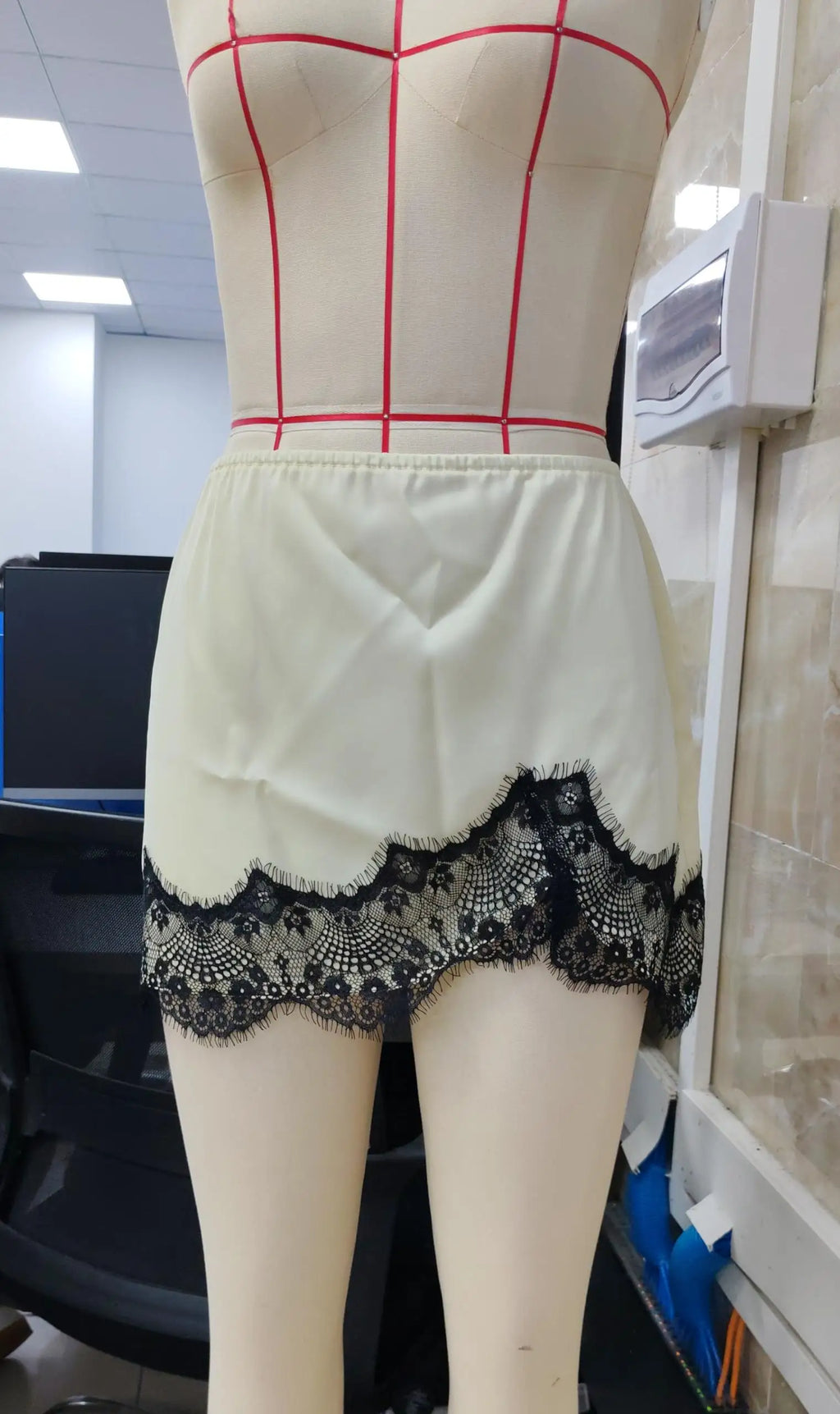 KIRT SKIRT