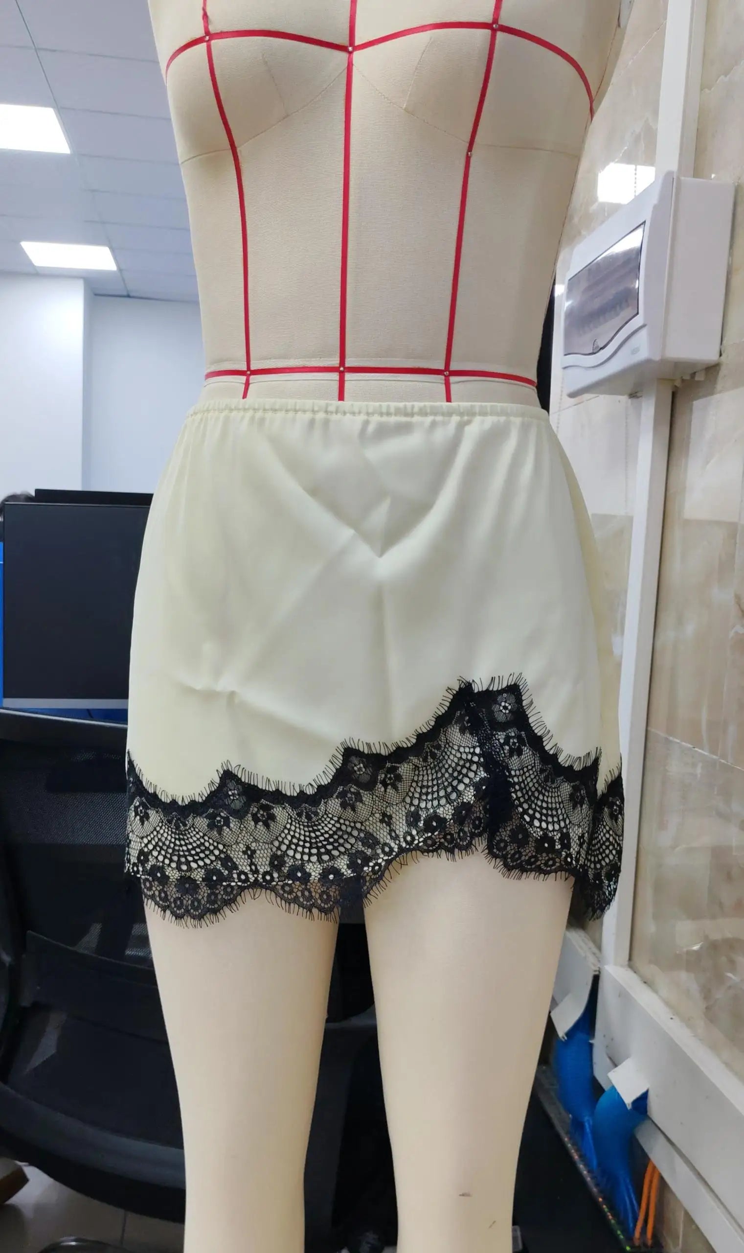 KIRT SKIRT