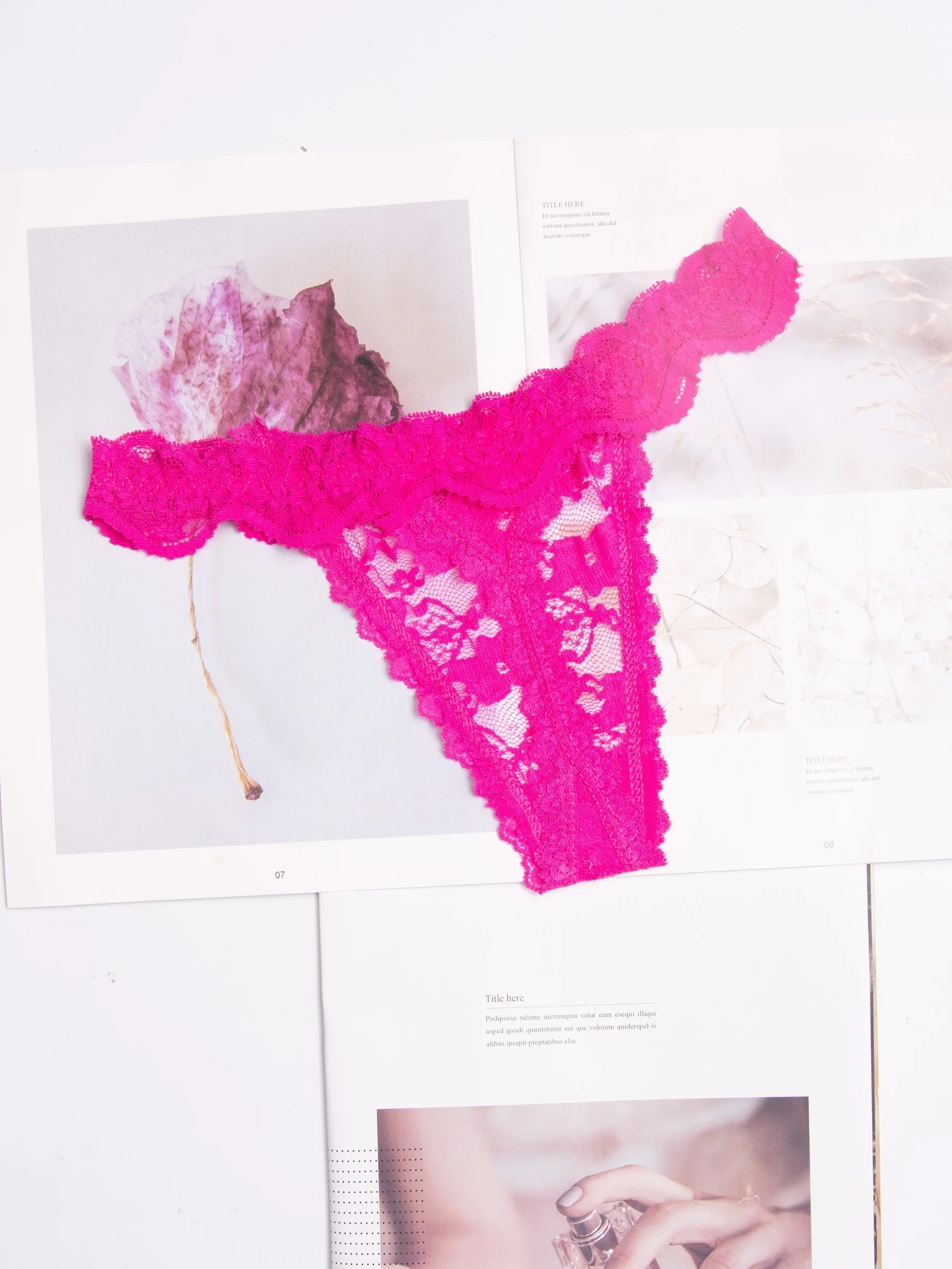 PANTIES THONGS