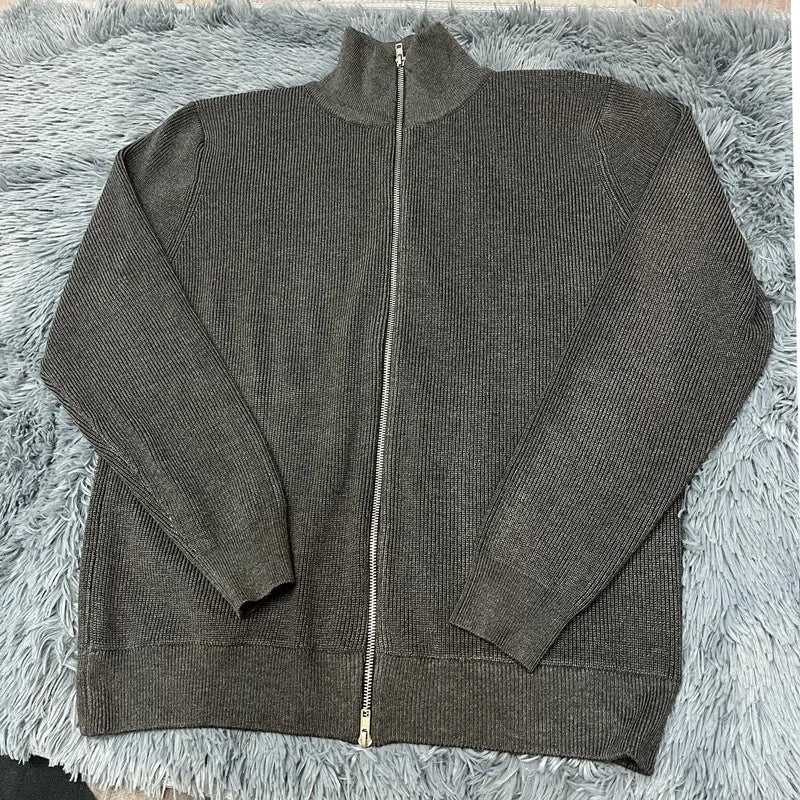 NICE SWEATER