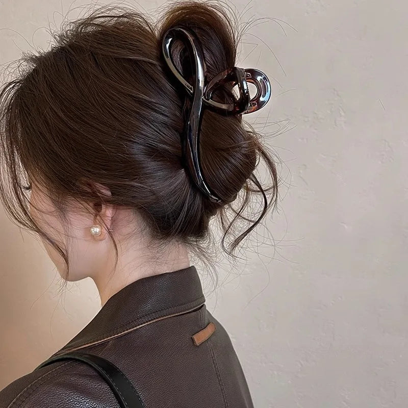 SHINY HAIR CLIP