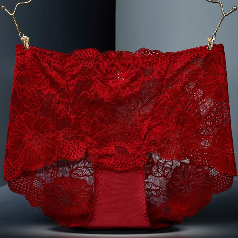 HOT PANTIES