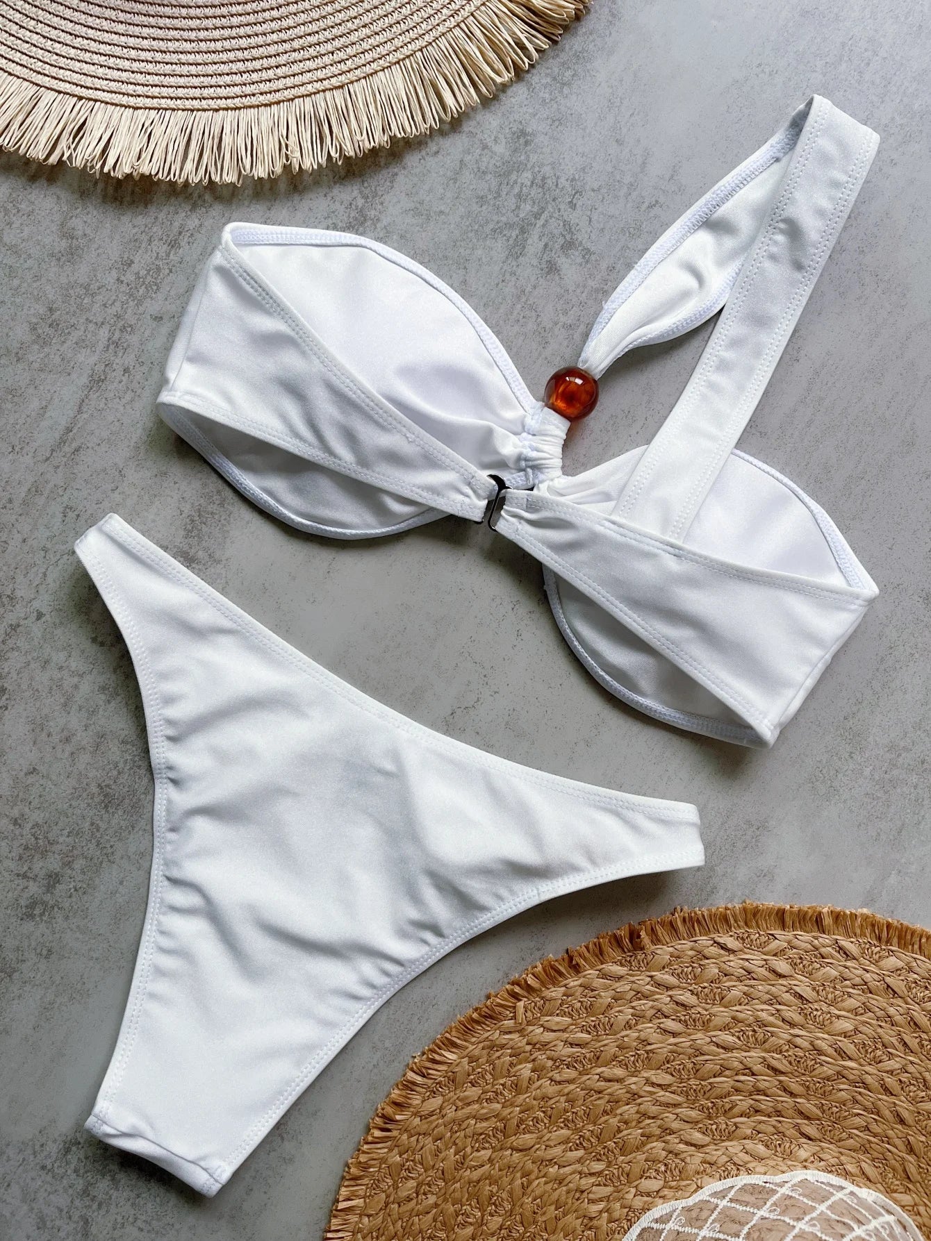 CHELA BIKINI