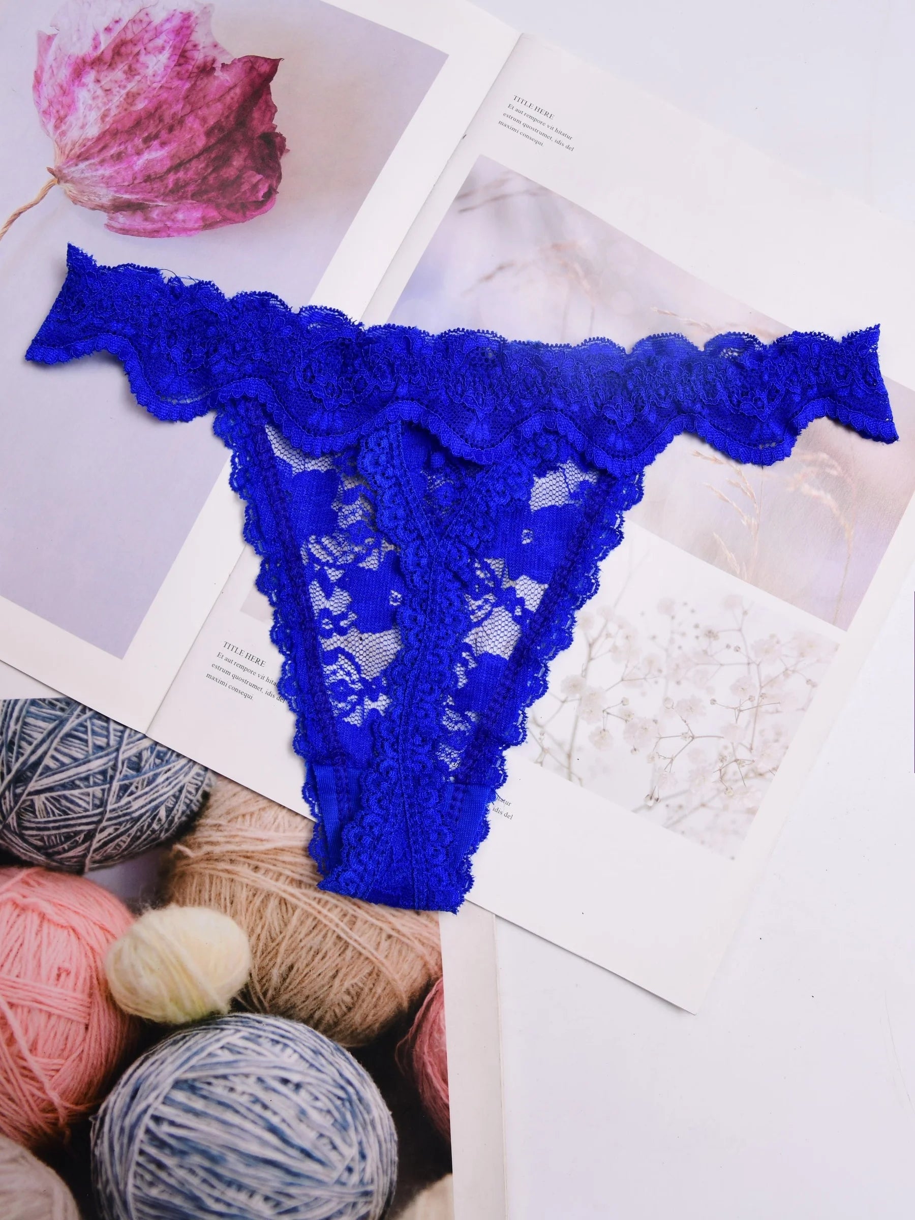 PANTIES THONGS