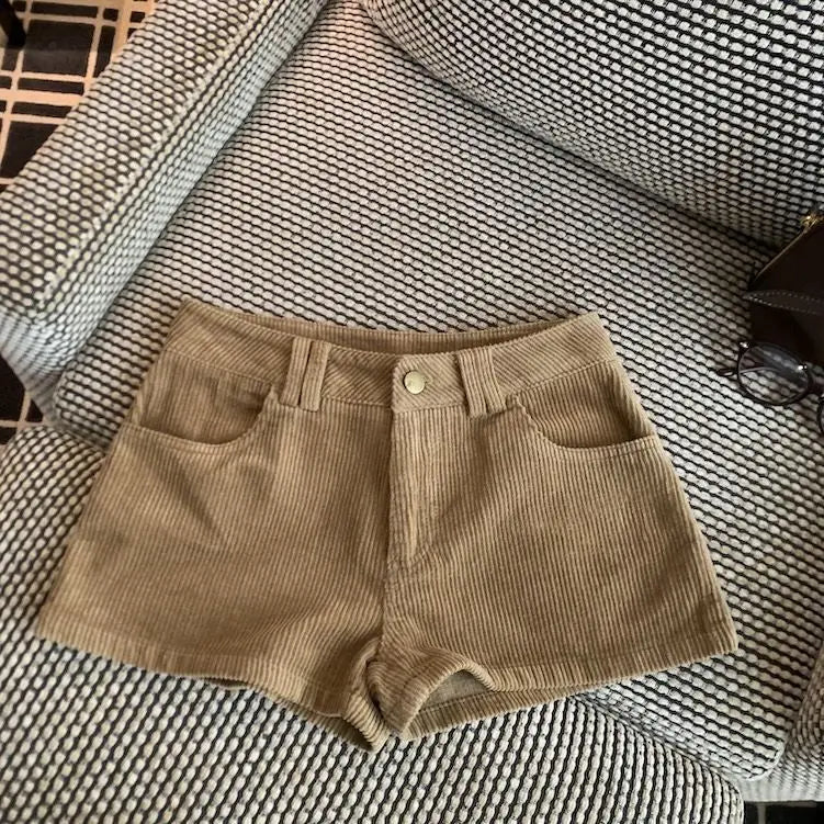 KHAKI SHORT