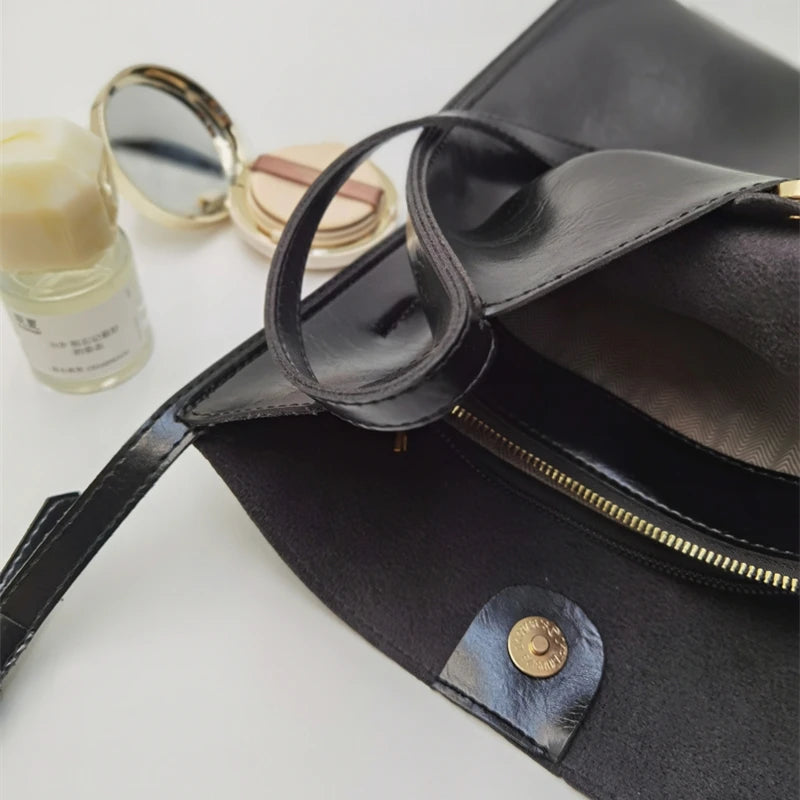 LATHER TOTE BAG