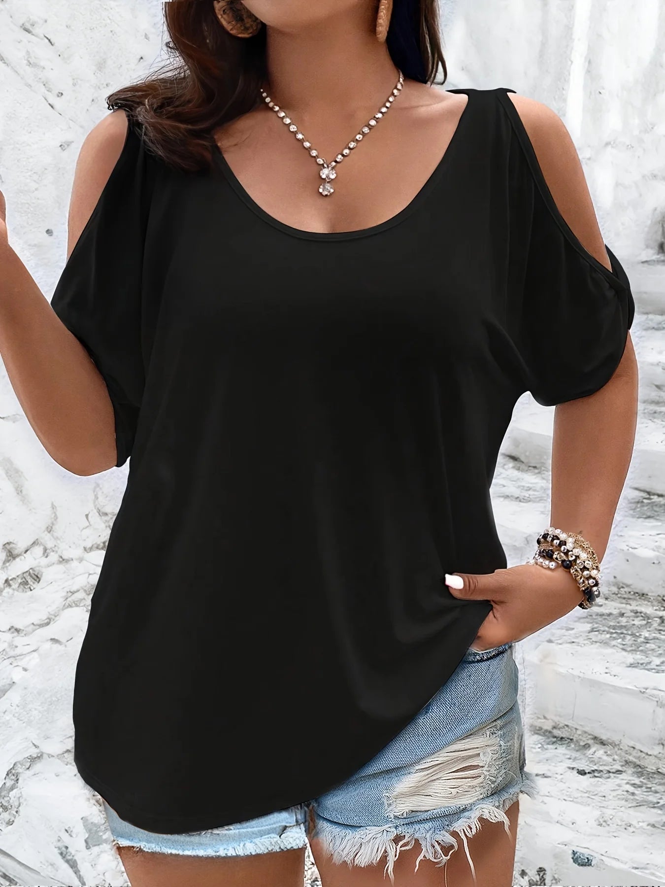 LOLA T-SHIRT