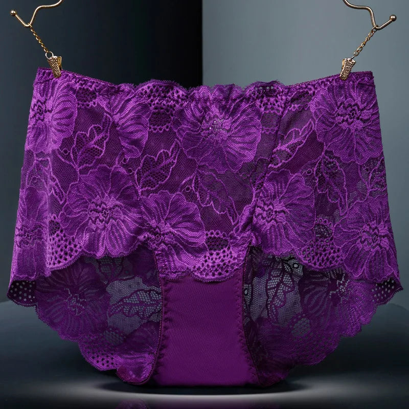 HOT PANTIES