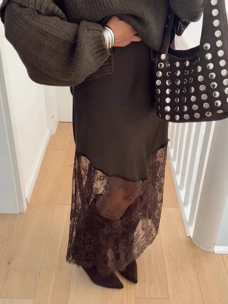 LACELY SKIRT