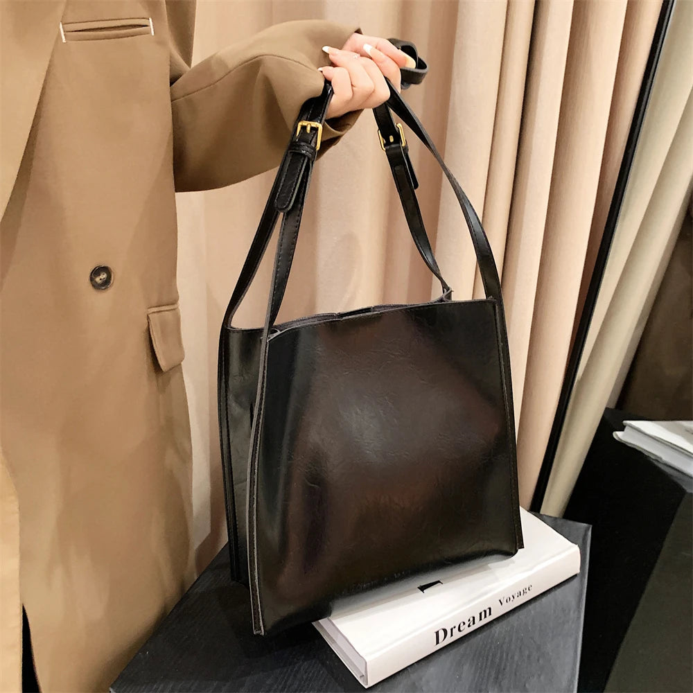 LATHER TOTE BAG