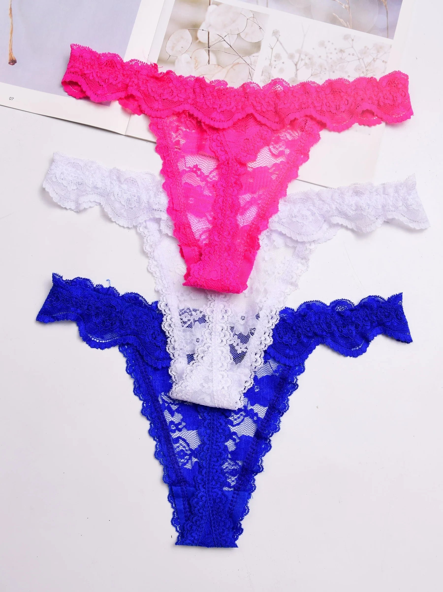 PANTIES THONGS
