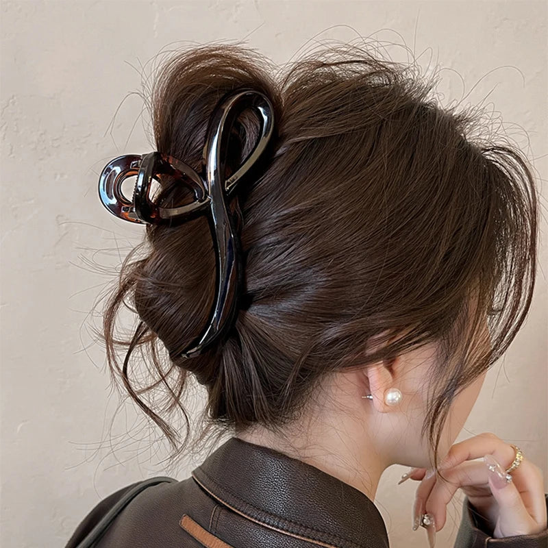 SHINY HAIR CLIP