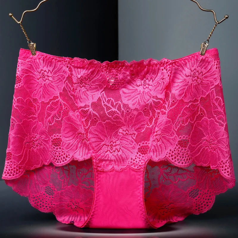 HOT PANTIES