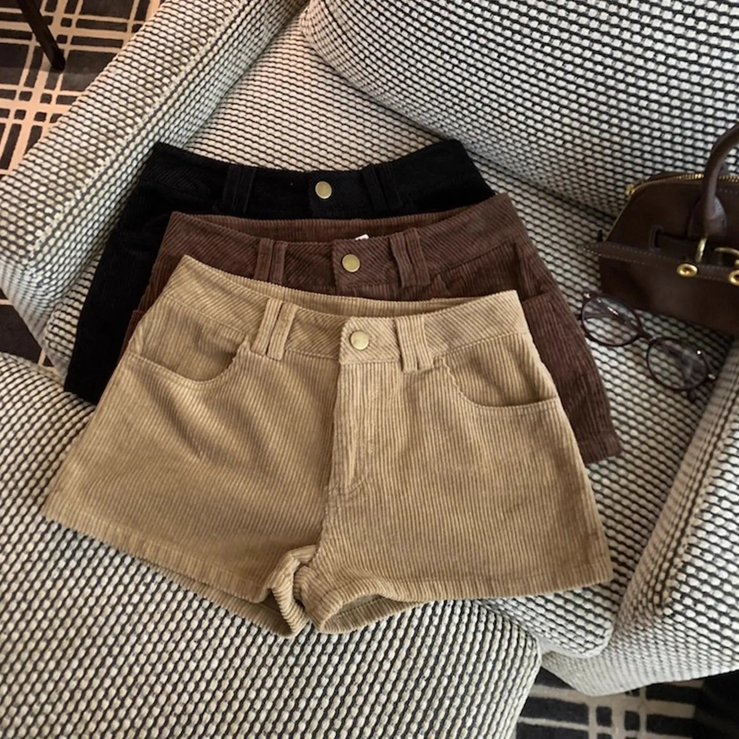 KHAKI SHORT