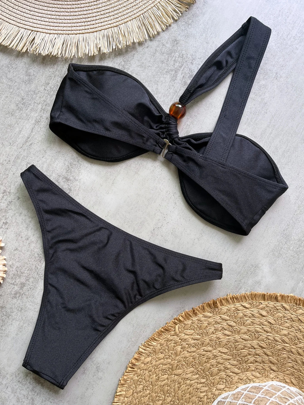 CHELA BIKINI
