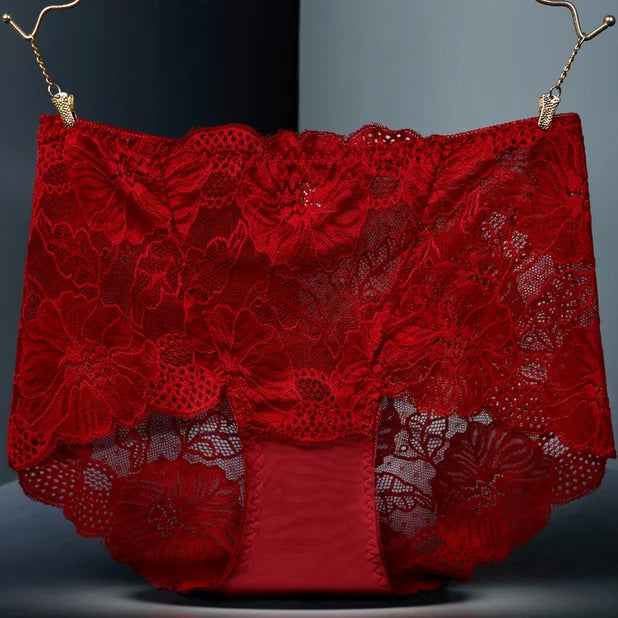 HOT PANTIES