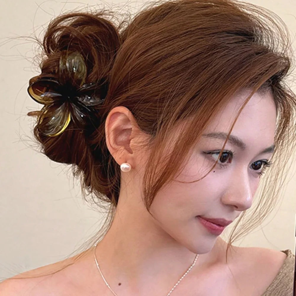 FLOWER HAIR CLIP